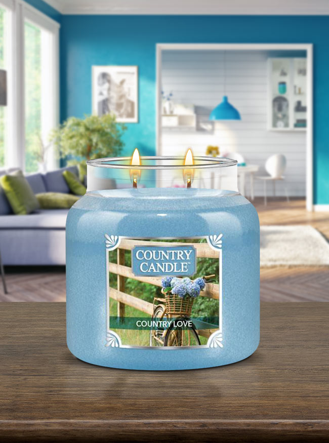 Country Love Medium | Soy Candle